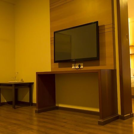 Hotel Sri Sakthi Tiruppur Eksteriør billede