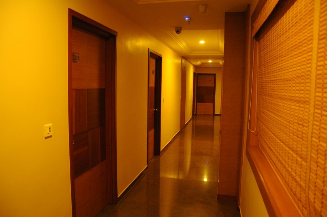 Hotel Sri Sakthi Tiruppur Eksteriør billede